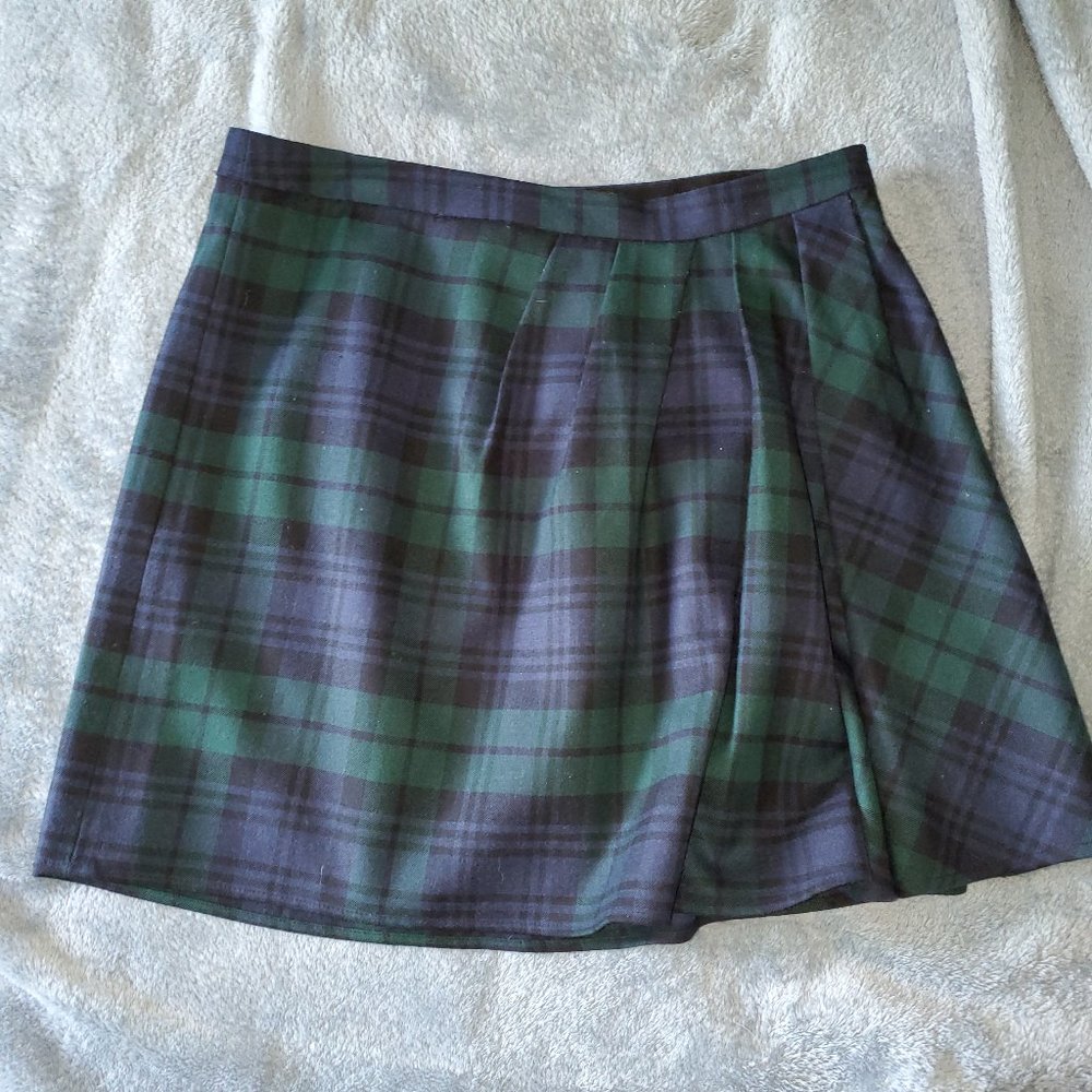 J Crew wool blend plaid skirt, size 0